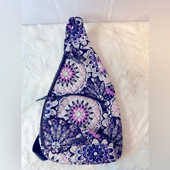 Vera Bradley Handbags - Vera Bradley Sling Bag